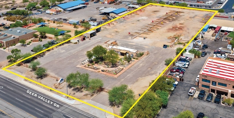 1638 Deer Valley Rd, Phoenix, AZ for lease - Building Photo - Image 1 of 6