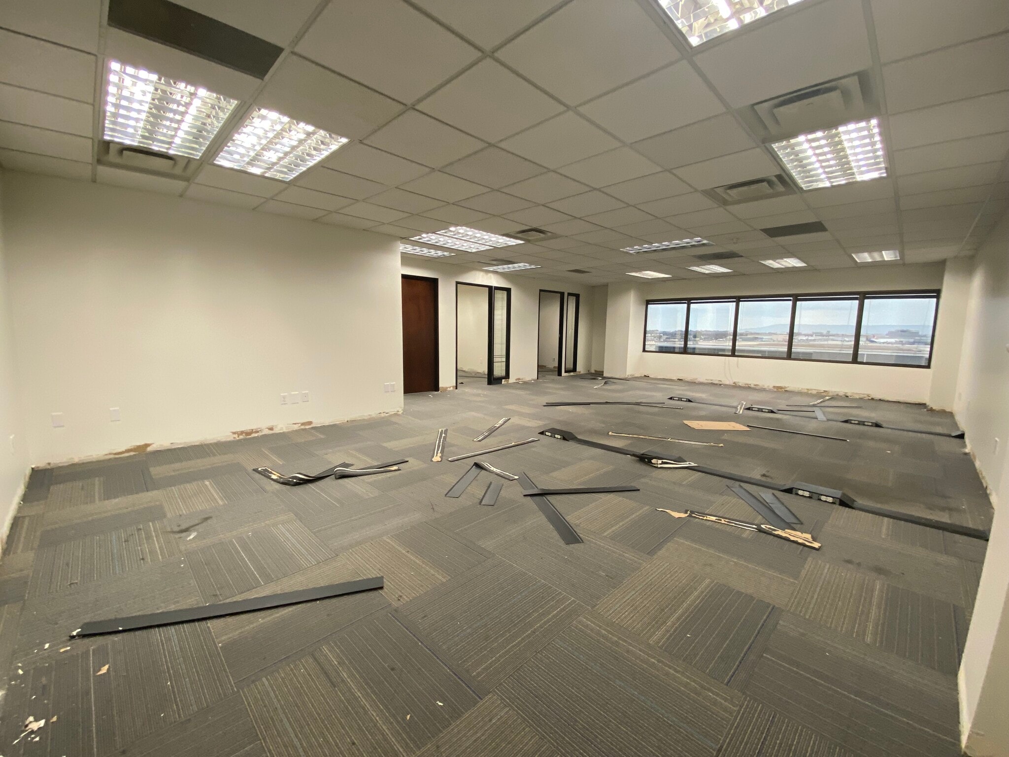 5757 W Century Blvd, Los Angeles, CA for lease Interior Photo- Image 1 of 4