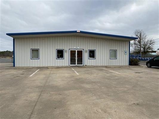 2106 Industrial Blvd, Kilgore, TX for sale - Primary Photo - Image 1 of 1