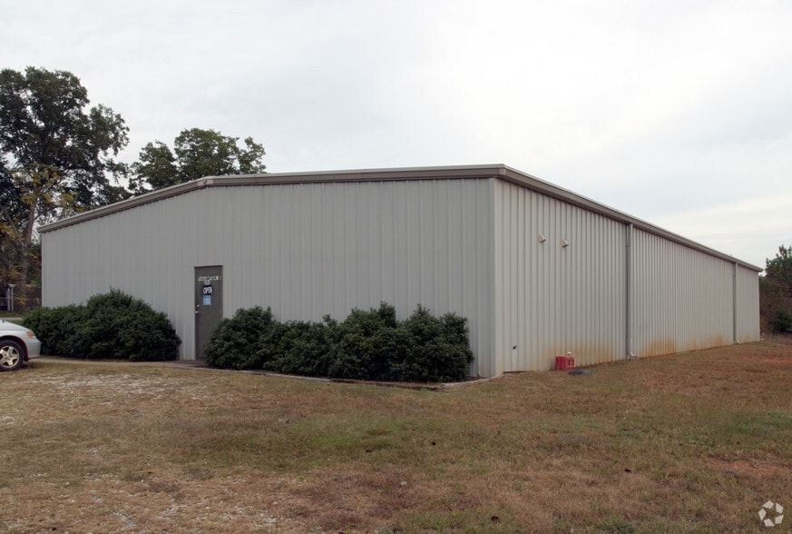 296 Giles Dr, Boiling Springs, SC for sale - Primary Photo - Image 1 of 1