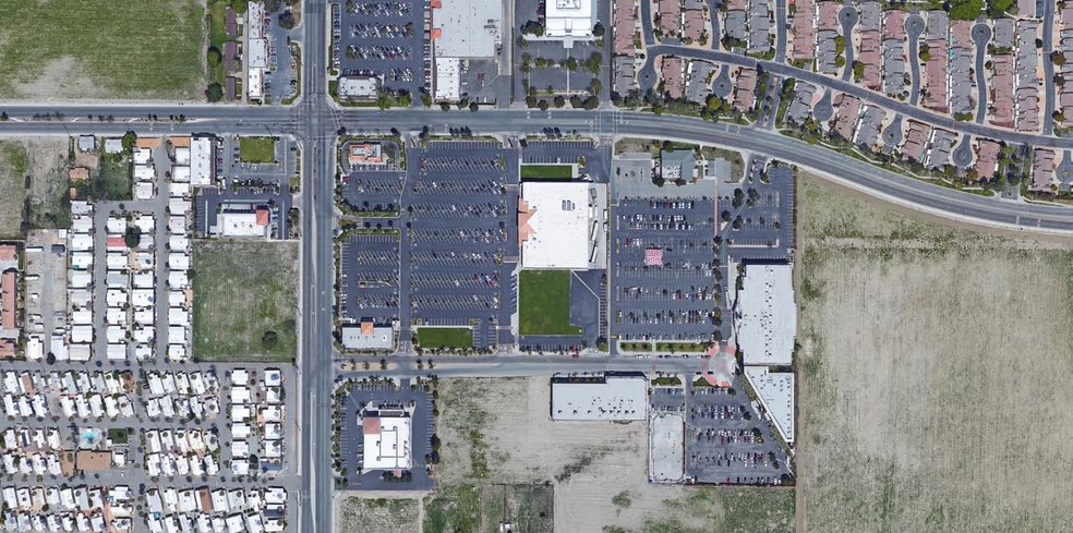 S San Jacinto Ave s/o Esplanade Ave, San Jacinto, CA for lease - Primary Photo - Image 1 of 1