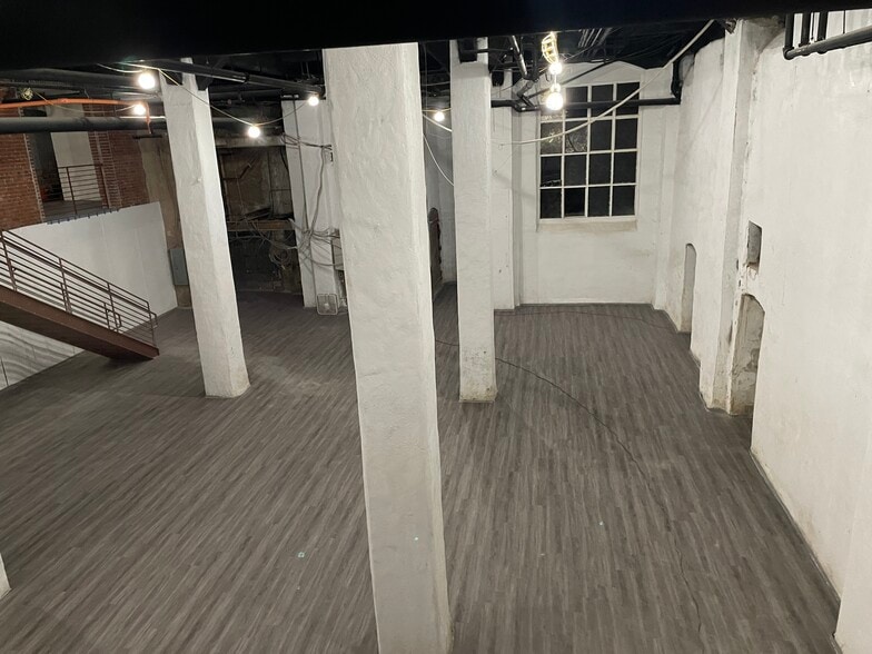 1008-1010 Arch St, Philadelphia, PA for lease - Building Photo - Image 3 of 17