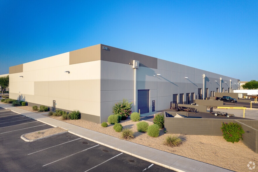 2340 W Broadway Rd, Mesa, AZ for lease - Building Photo - Image 3 of 4