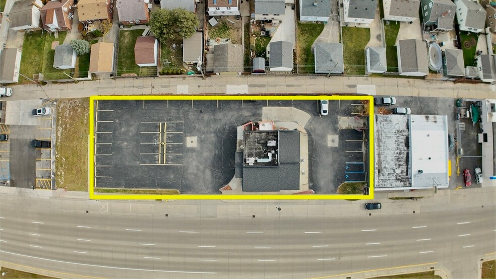 1297 Fort St, Wyandotte, MI for lease - Building Photo - Image 2 of 13