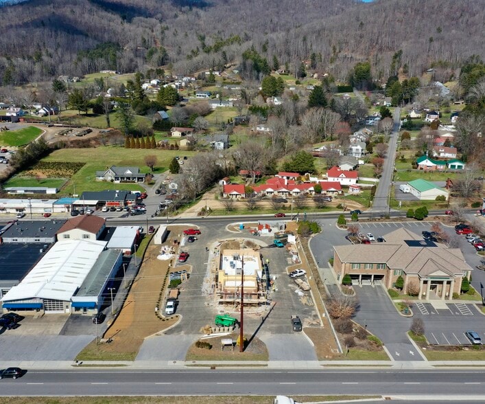 606 W US Highway 19E Byp, Burnsville, NC for sale - Aerial - Image 1 of 1