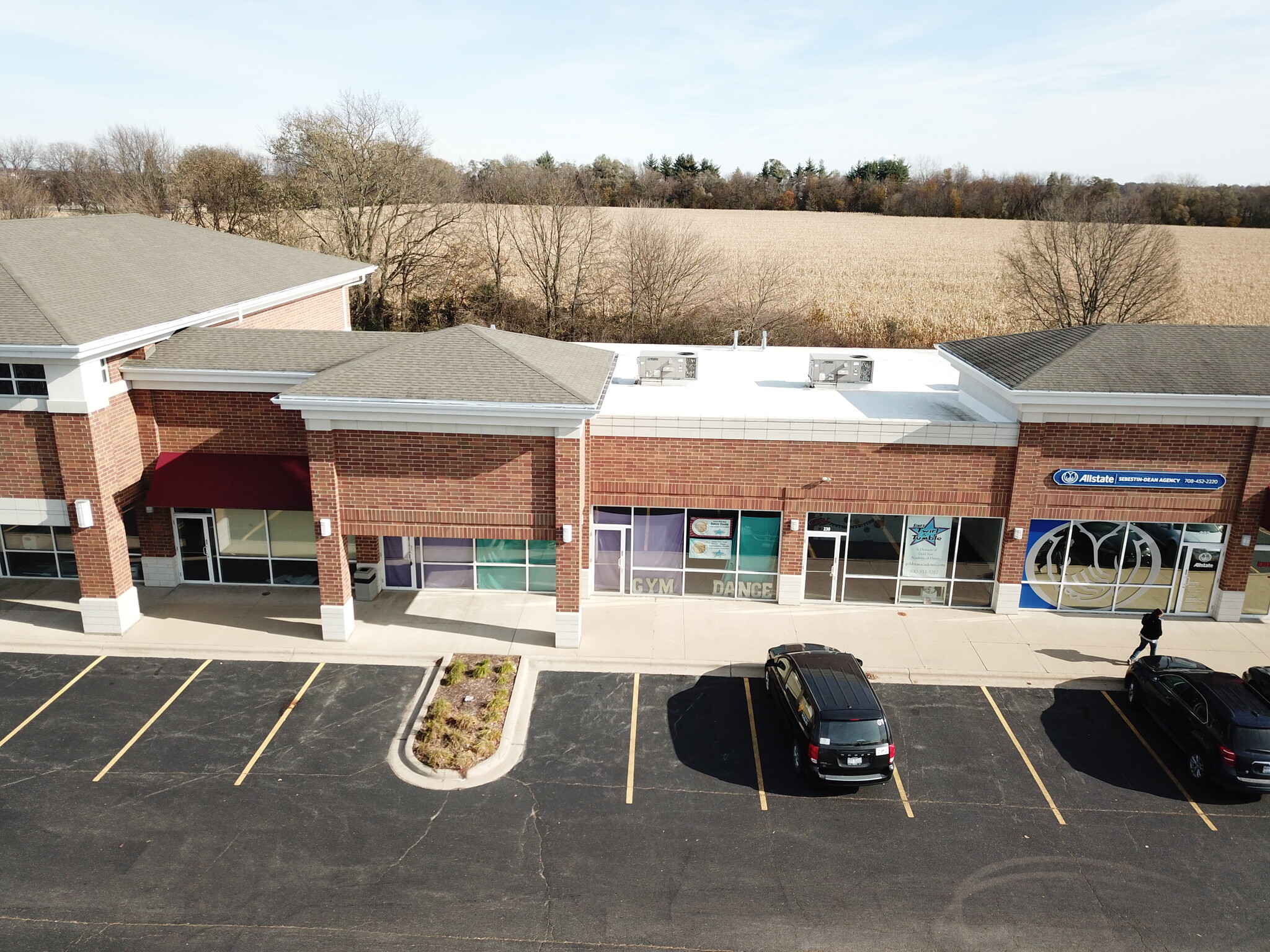 200-242 Mitchell Dr, Plano, IL for lease Building Photo- Image 1 of 5