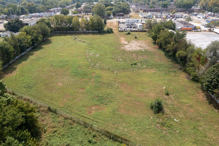 3511 7th Street Rd, Louisville, KY for sale - Primary Photo - Image 1 of 1