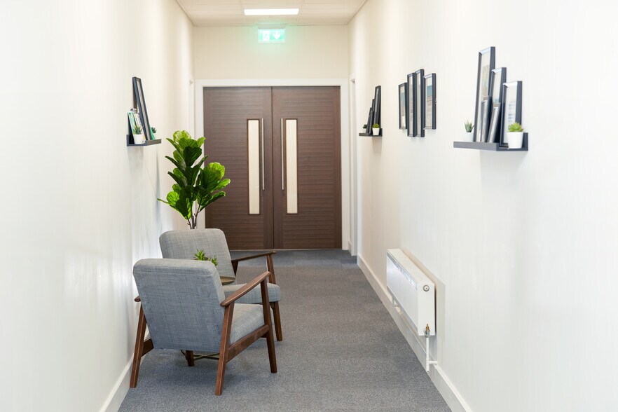 Cavendish Ct, Doncaster for lease - Interior Photo - Image 3 of 7