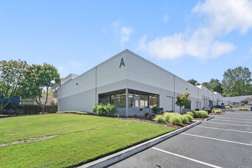 Fostoria Business Park - Warehouse
