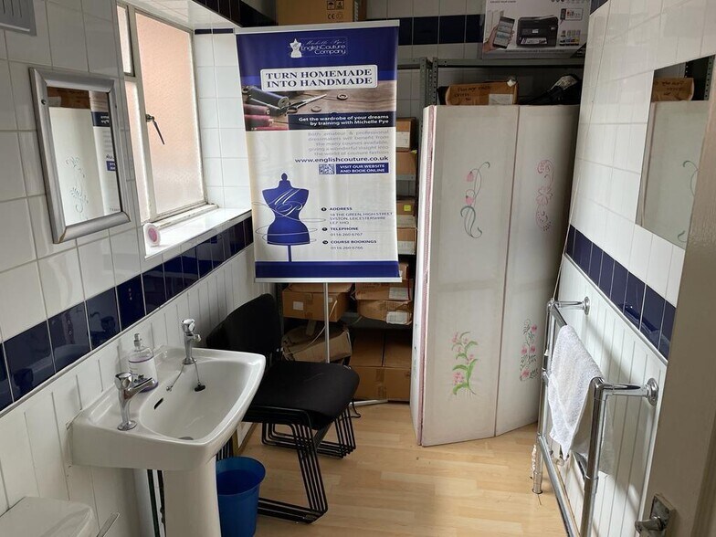 18 The Green, Leicester for sale - Interior Photo - Image 1 of 1