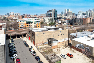 415-417 N Sangamon St, Chicago, IL - aerial  map view