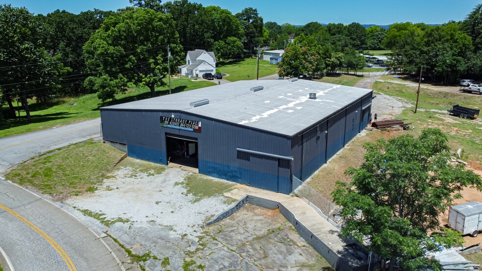 207 N Kenneth St, Walhalla, SC for lease - Building Photo - Image 3 of 48