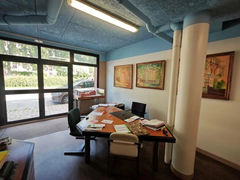 Retail in Lille for sale - Lobby - Image 3 of 9