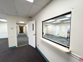 290-294 Collins St, Hartford, CT for lease Building Photo- Image 2 of 22