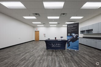 3801 S 20th Ave, Dfw Airport, TX for lease Interior Photo- Image 2 of 11