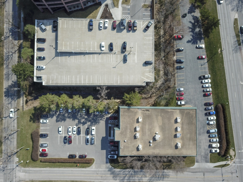 8301 State Line Rd, Kansas City, MO for lease - Aerial - Image 3 of 3