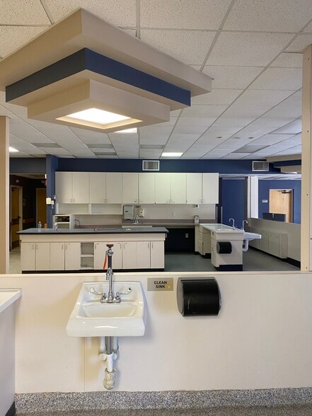 3865 Medical Park Dr, Austell, GA for lease - Interior Photo - Image 2 of 24