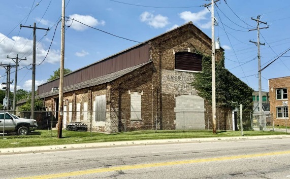 2300 Racine St, Mount Pleasant, WI for sale Building Photo- Image 1 of 3