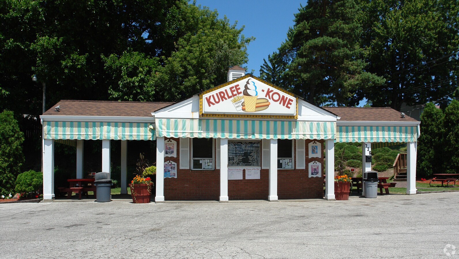 736 Richmond Rd, Painesville, OH 44077