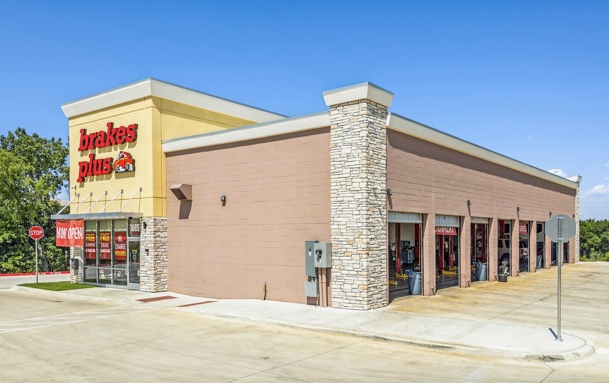 1665 US 377 Hwy, Roanoke, TX for sale Primary Photo- Image 1 of 1