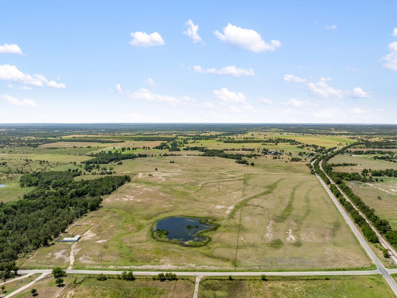 Littig Rd, Elgin, TX for sale - Primary Photo - Image 1 of 52