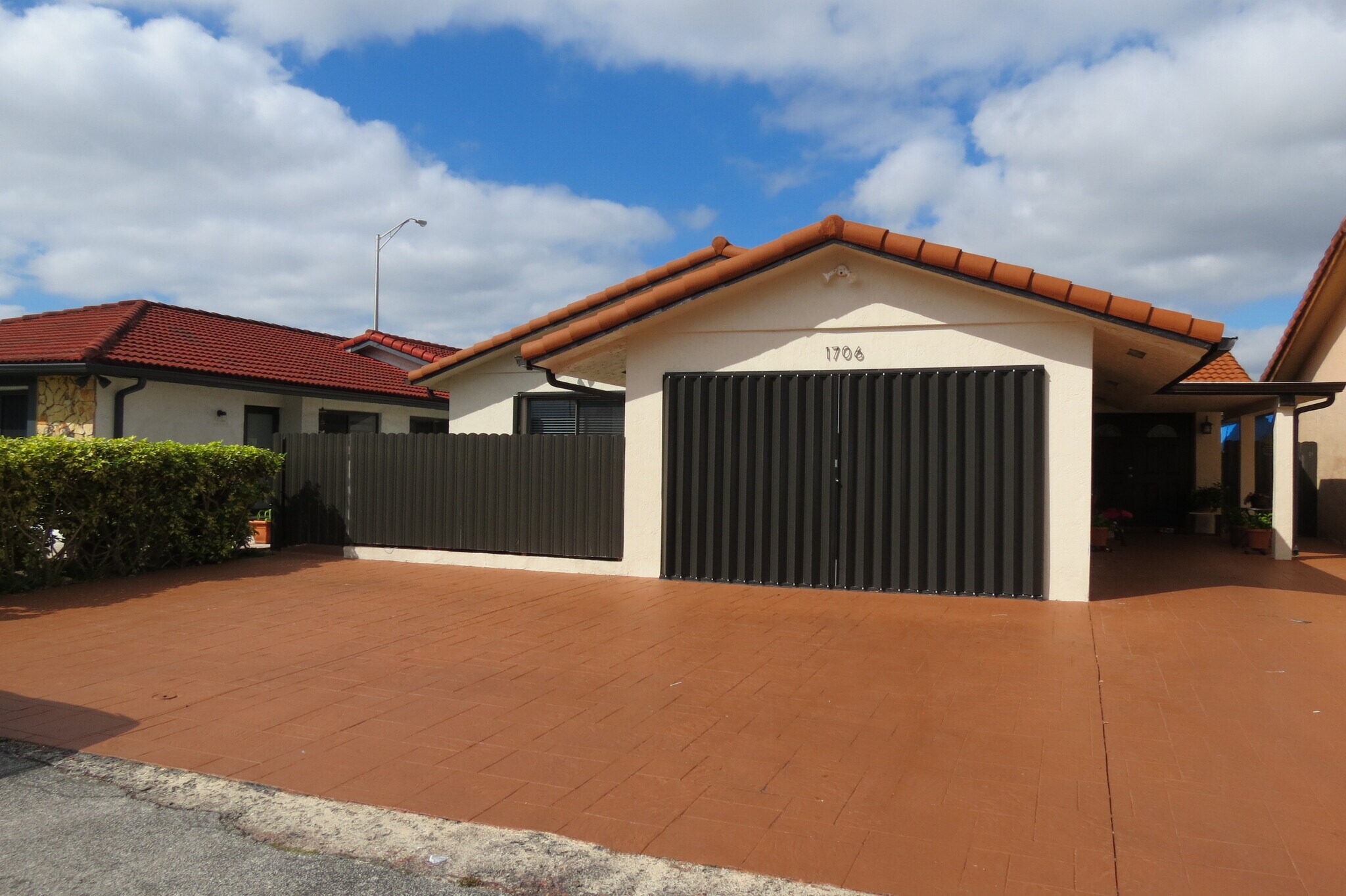 1706 SW 136th Pl, Miami, FL for sale Primary Photo- Image 1 of 1