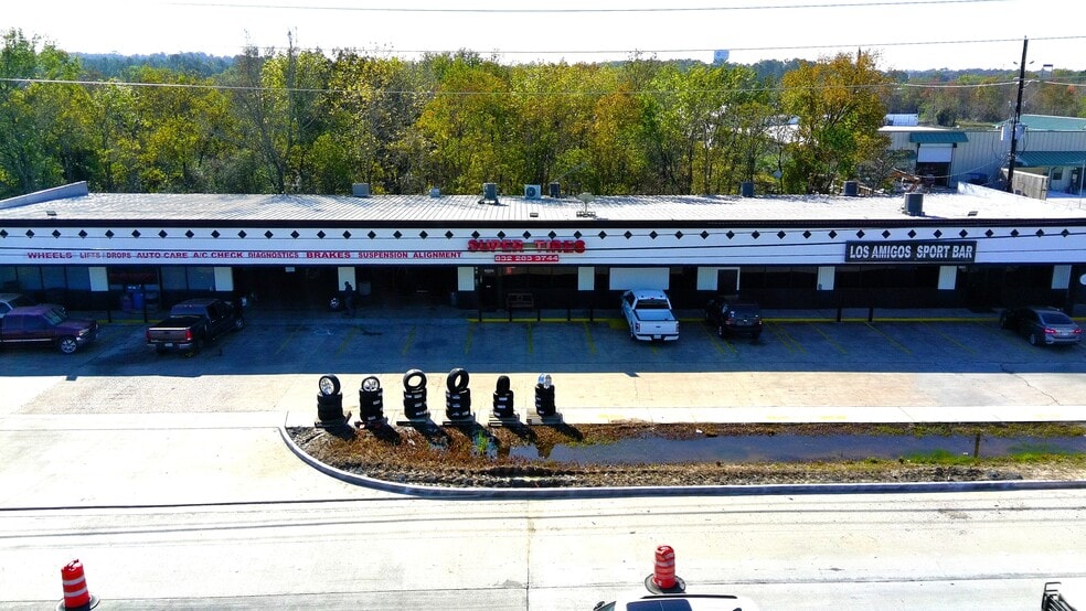 2206 Fm 1960 Rd, Humble, TX for sale - Building Photo - Image 2 of 9