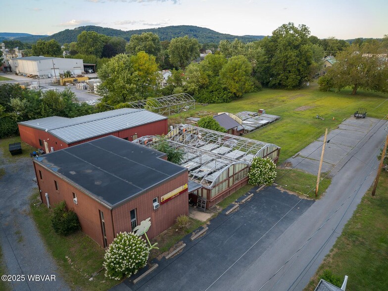 321 Peters Aly, Montoursville, PA for sale - Building Photo - Image 2 of 25