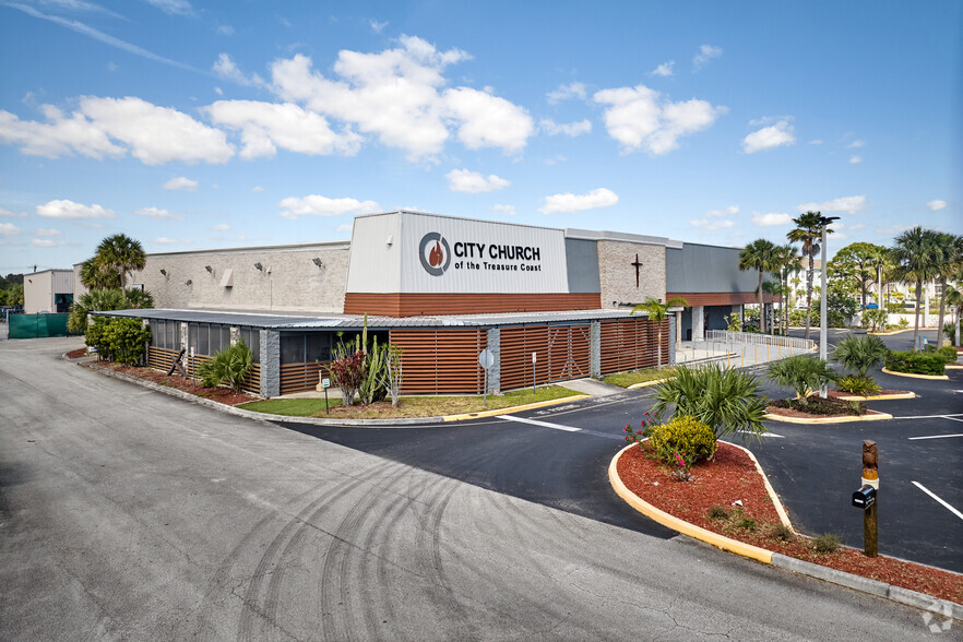 10011 S US Highway 1, Port Saint Lucie, FL for lease - Building Photo - Image 1 of 7