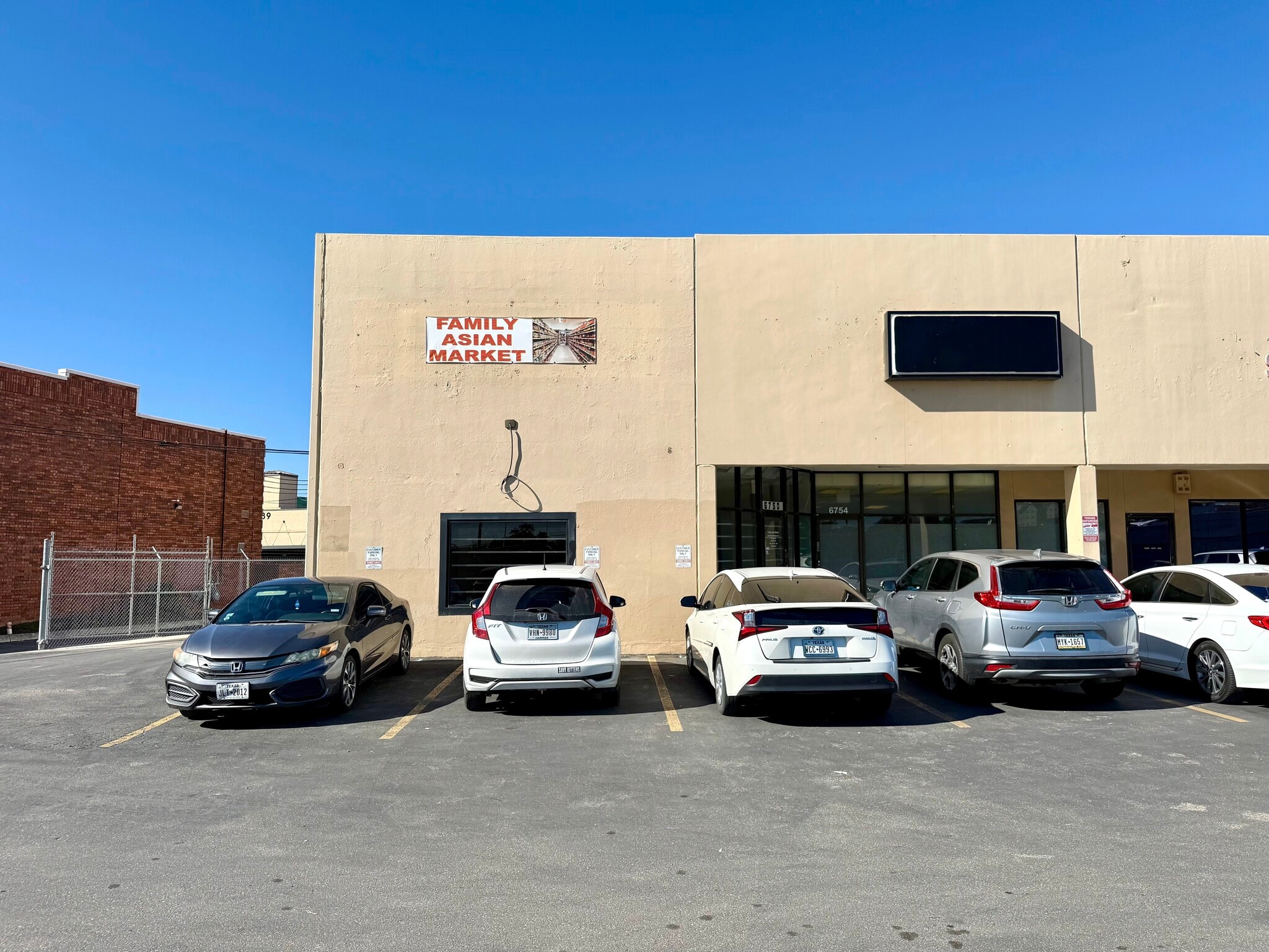 6750-6772 Ingram Rd, San Antonio, TX for lease Building Photo- Image 1 of 16