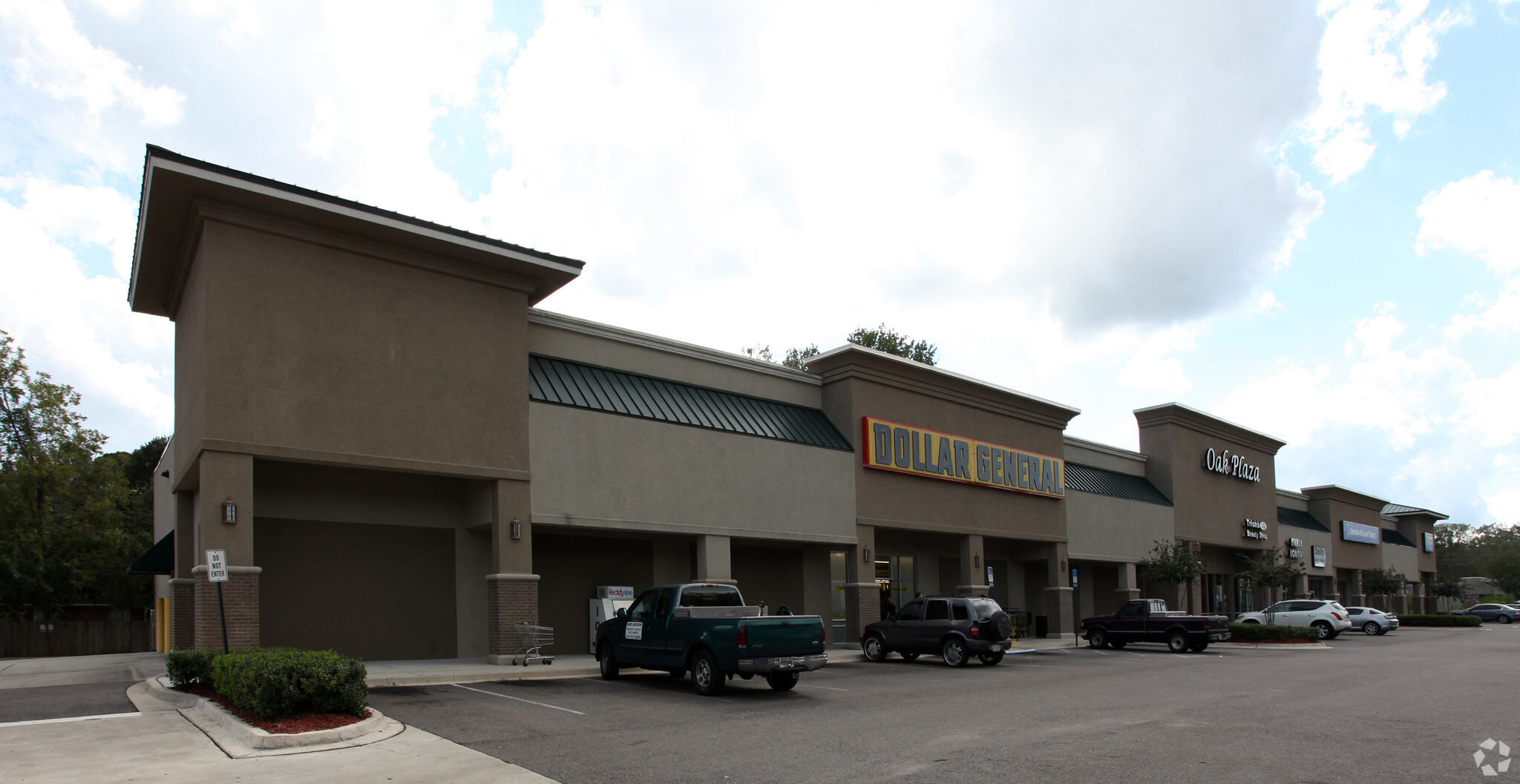 716 New Berlin Rd, Jacksonville, FL for lease Primary Photo- Image 1 of 14