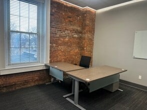 366-386 Main St, Middletown, CT for lease Interior Photo- Image 1 of 5