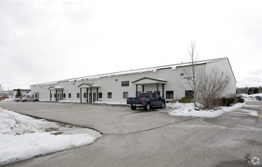 11 Gorham Industrial Pky, Gorham, ME for lease - Primary Photo - Image 2 of 11