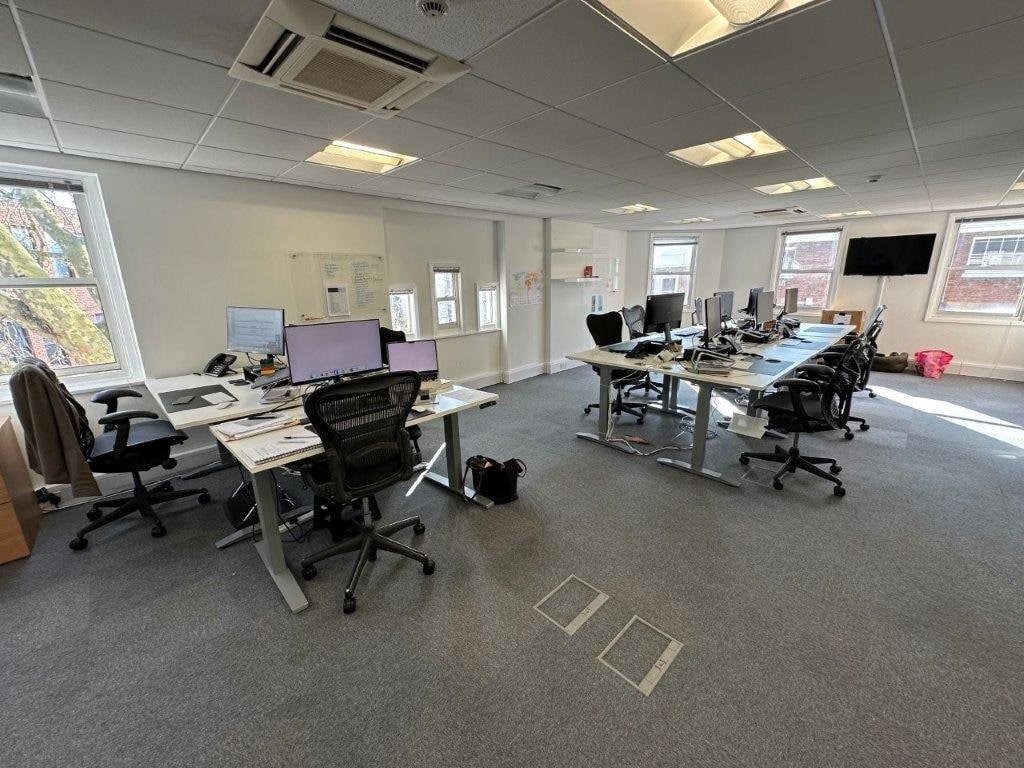 19-23 High St, Kingston Upon Thames for lease Interior Photo- Image 1 of 4