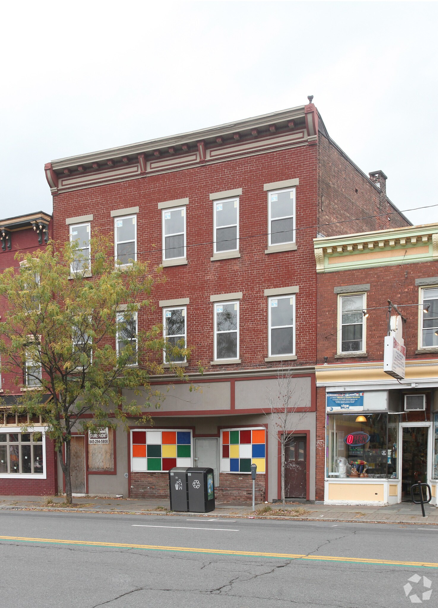 672 Broadway, Kingston, NY for sale Primary Photo- Image 1 of 1