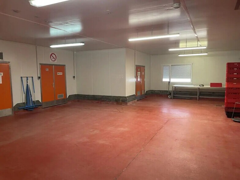 Office in Noeux-les-Mines for lease - Interior Photo - Image 3 of 3