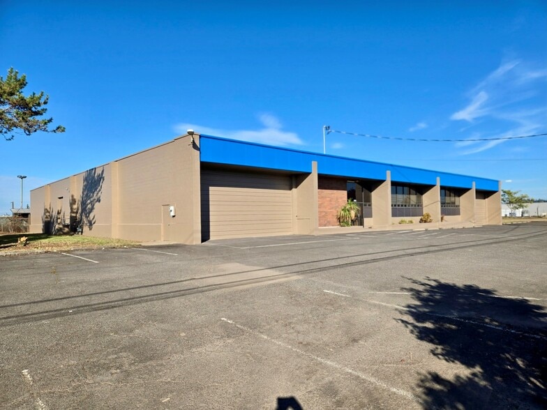 2635 W 7th Pl, Eugene, OR for lease - Building Photo - Image 2 of 17