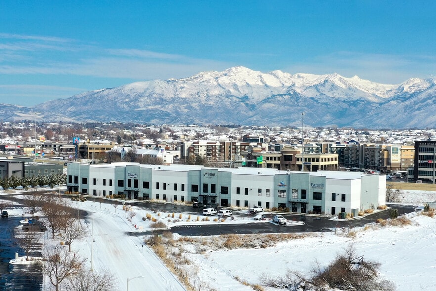 333 S Mill Pond Dr, Lehi, UT for lease - Building Photo - Image 3 of 10