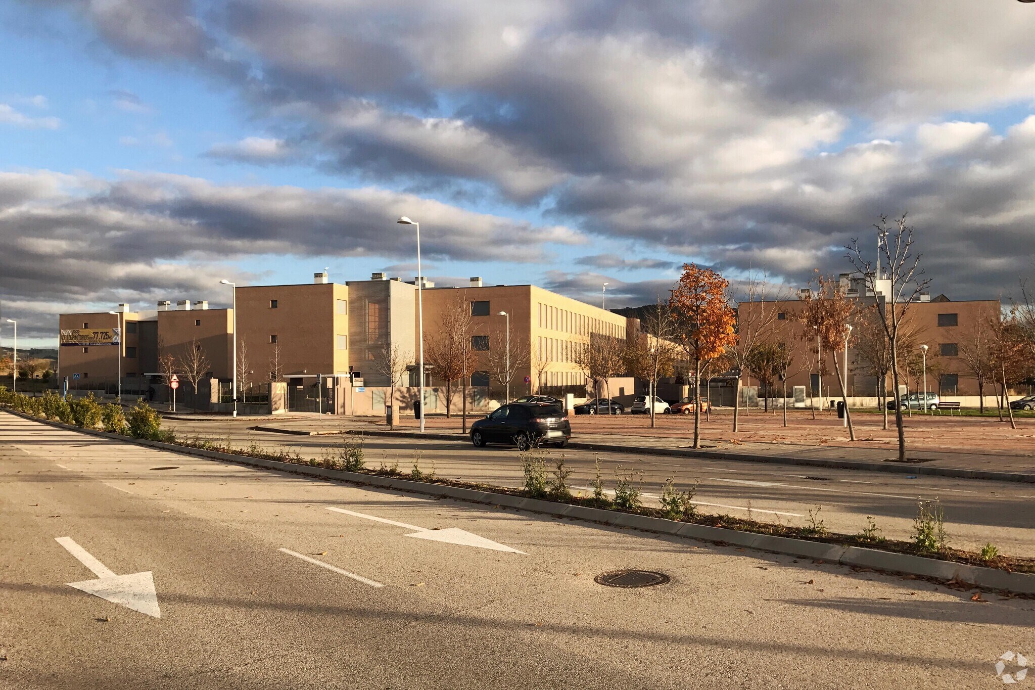 Calle Gonzalo de Berceo, 14, Villalbilla, Madrid for sale Primary Photo- Image 1 of 1