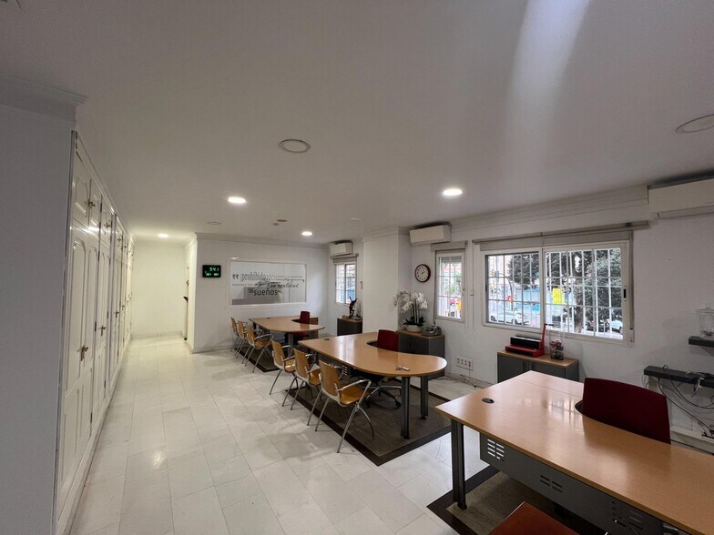 Office in Málaga, Málaga for lease - Building Photo - Image 3 of 17
