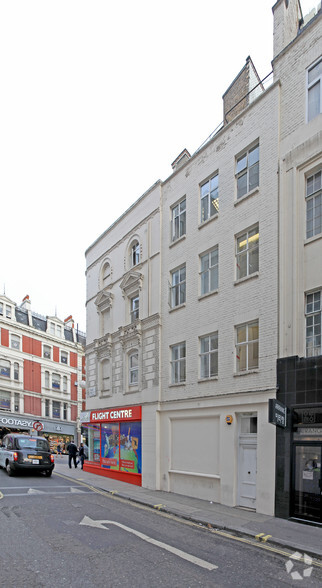 159 Oxford St, London for lease - Building Photo - Image 3 of 4