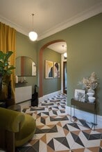 162 Buckingham Palace Rd, London for lease Interior Photo- Image 2 of 5