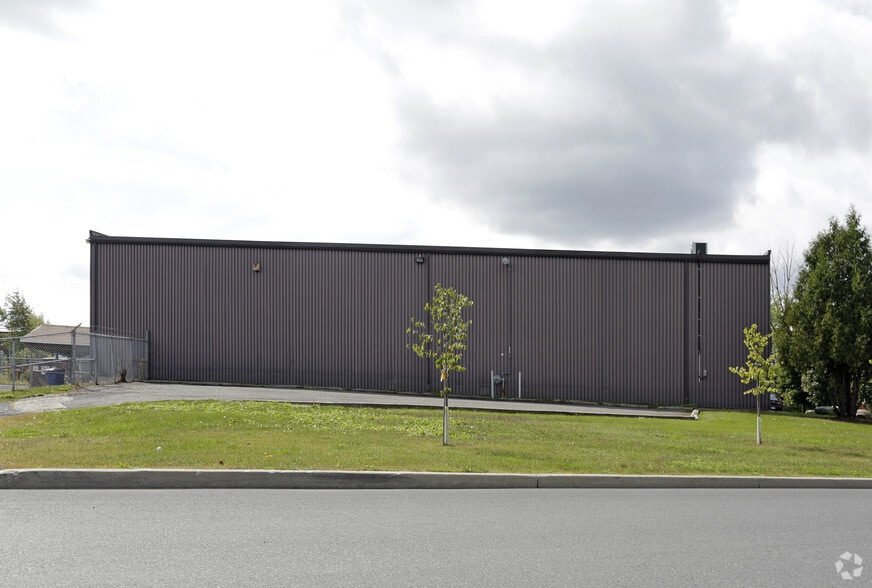 1240 Rue Graham-Bell, Boucherville, QC for lease - Building Photo - Image 2 of 2