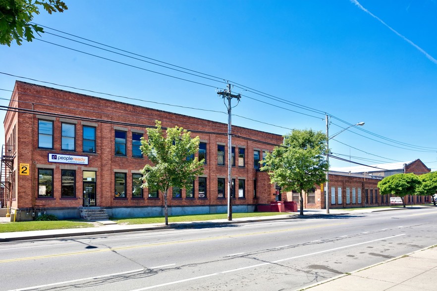 961-1029 Lyell Ave, Rochester, NY for lease - Building Photo - Image 3 of 7