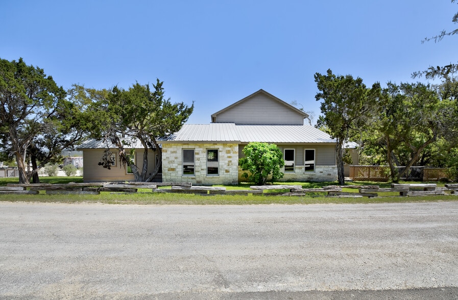 1340 Hinch Dr, New Braunfels, TX for sale - Building Photo - Image 3 of 64