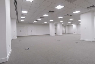 35 Park Crescent Mews, London for lease Interior Photo- Image 1 of 3