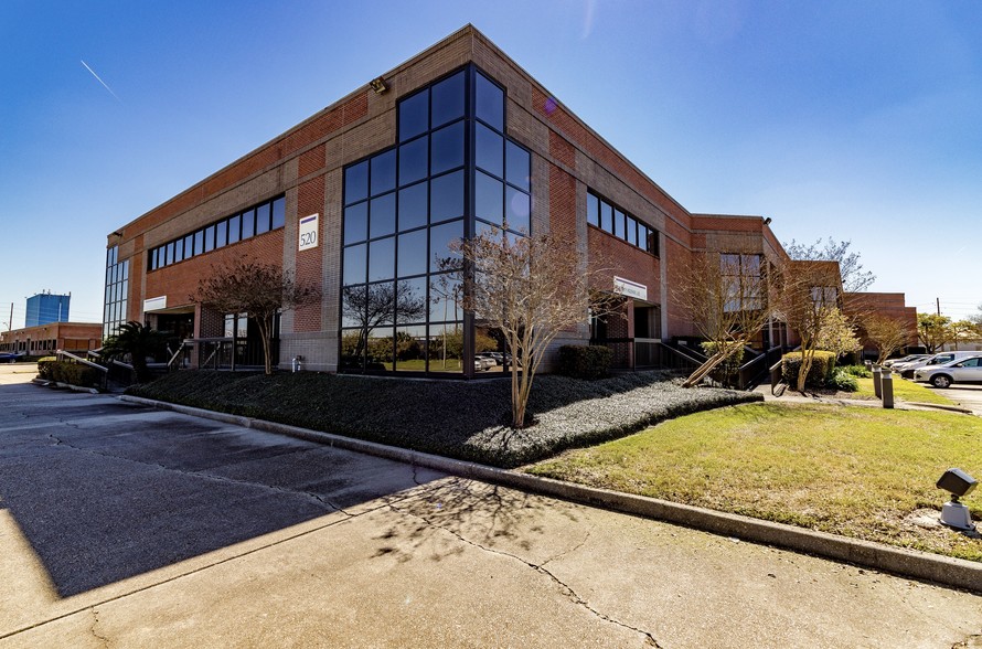 520 Elmwood Park Blvd, Elmwood, LA for sale - Building Photo - Image 1 of 1