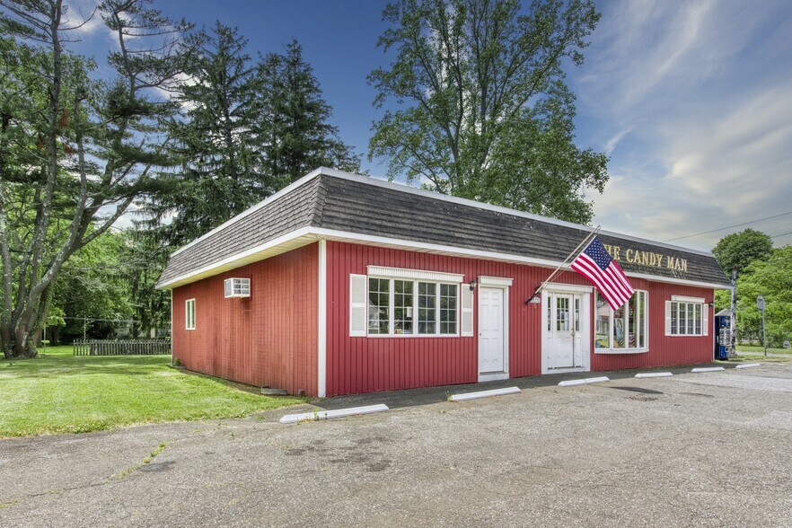 22350-22420 Main Rd, Orient, NY for sale - Building Photo - Image 3 of 15