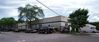 More details for 1 Fairchild Ct, Plainview, NY - Flex for Lease