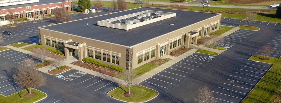 1605 Adler Cir, Portage, IN for lease - Building Photo - Image 1 of 17